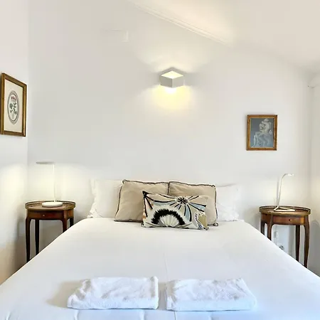 Alarco - Alfama River Loft - 55753 Al * Lissabon