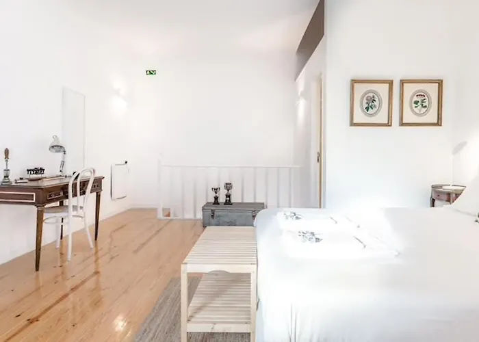 아파트 Alarco - Alfama River Loft - 55753 Al *